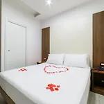 La Mela 3*
