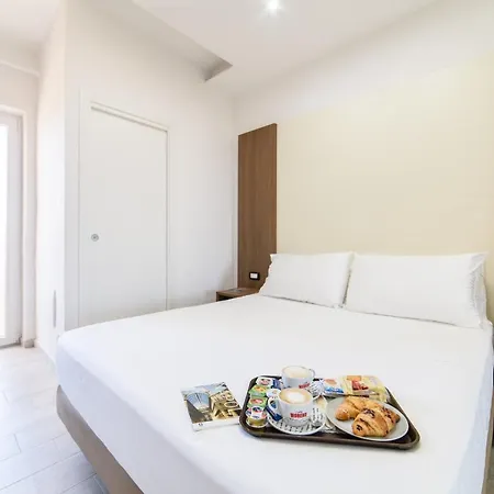La Mela Otel