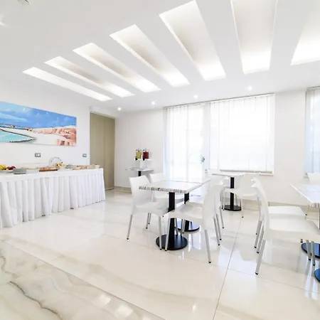 La Mela Otel 3*