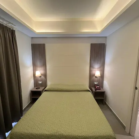 La Mela Hotel