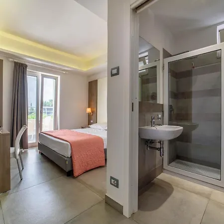 La Mela Hotel Varcaturo