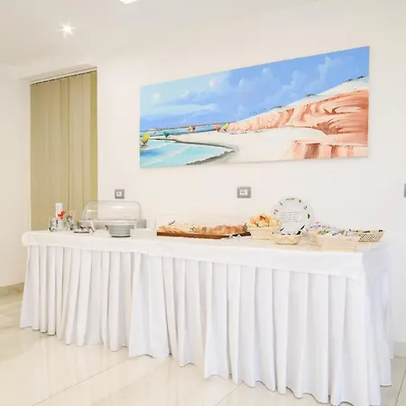 La Mela Hotell 3*