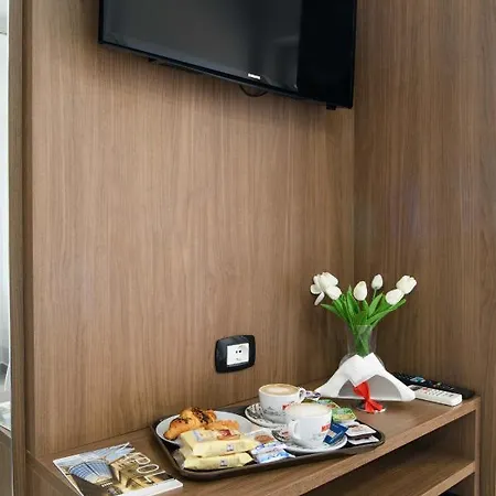 La Mela Hotel 3*