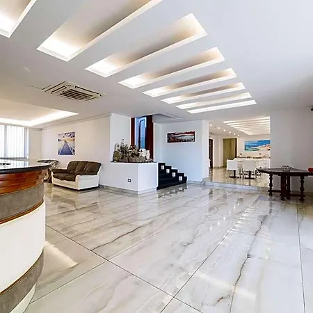 Hotel La Mela 3*